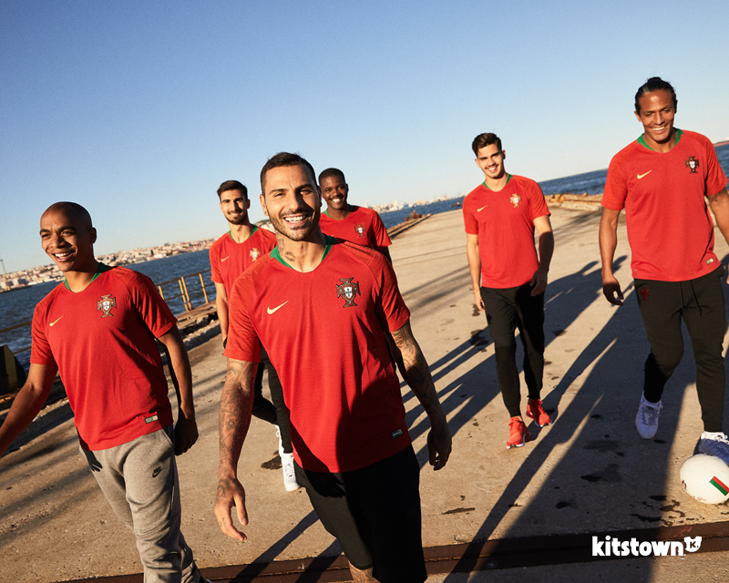 Portugal landslag VM 2018 drakter